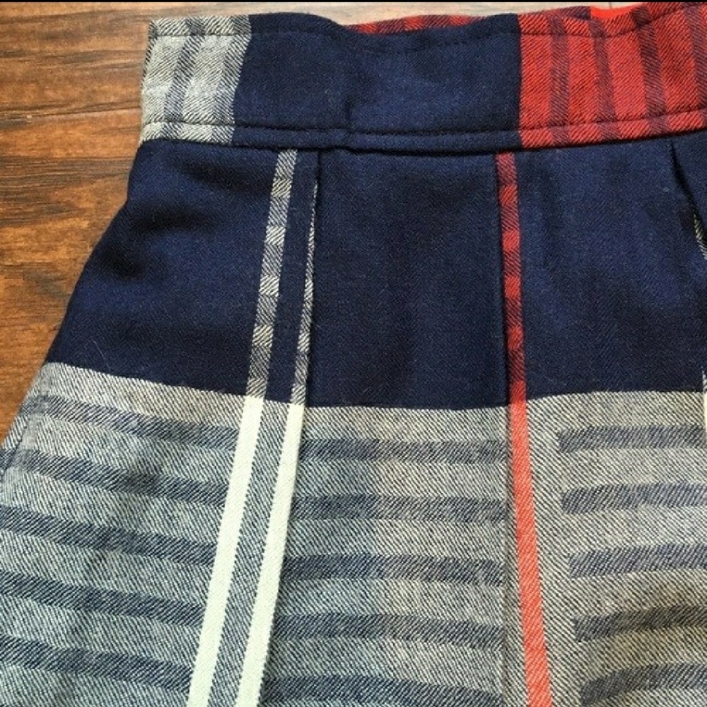 Vintage Evan Picone, 4Petite, Wool, Pleated Skirt - Picture 2 of 4